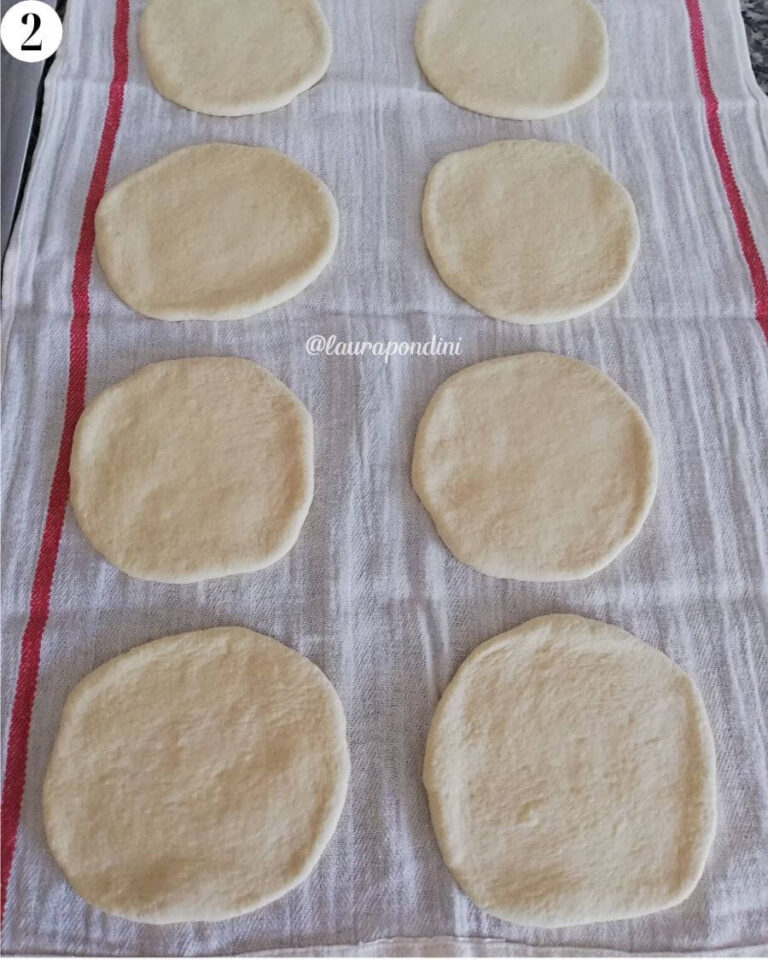 Pane Arabo Fatto In Casa La Ricetta Facile E Veloce Laura Pondini