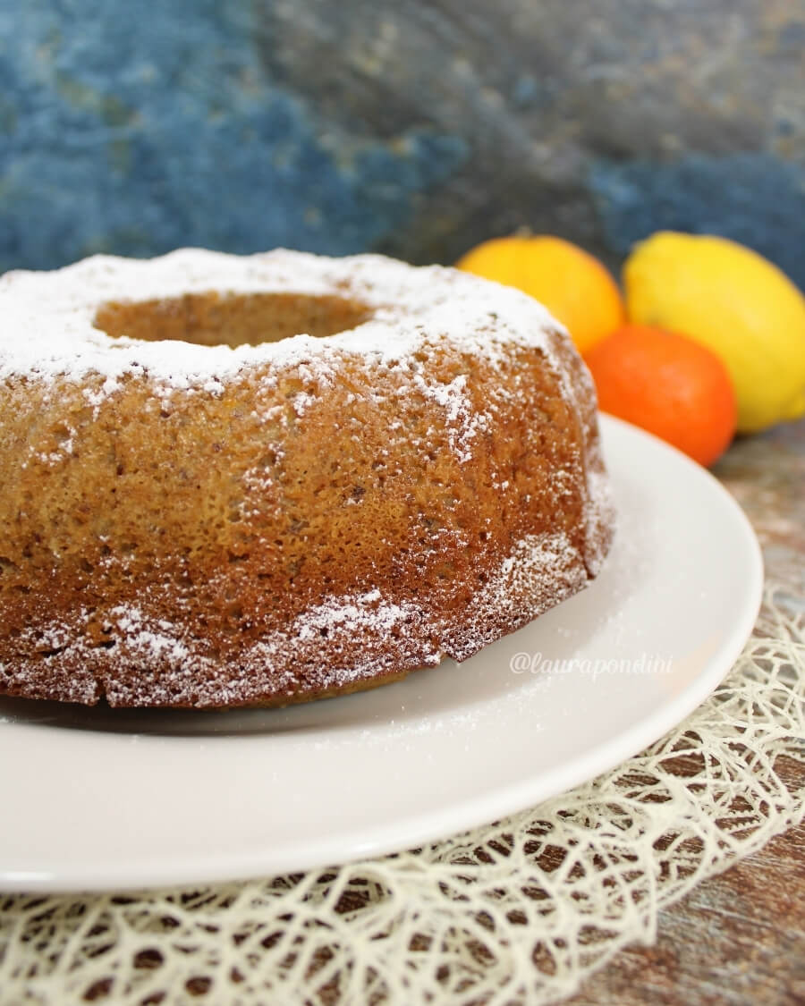 Ciambella di grano saraceno agli agrumi senza glutine